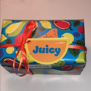 LUSH Juicy Shower Kit